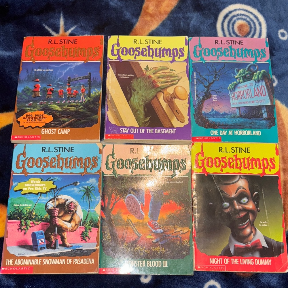 Vintage Scholastic Goosebumps Book Set